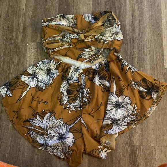 Floral summer romper - Picture 3 of 3